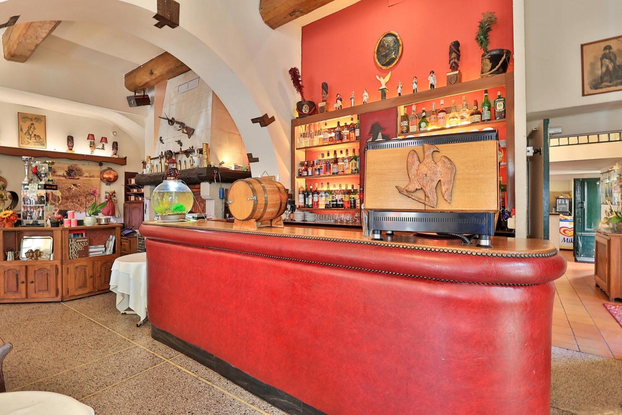 Hotel Logis Le Relais Imperial Saint-Vallier-de-Thiey Exterior foto