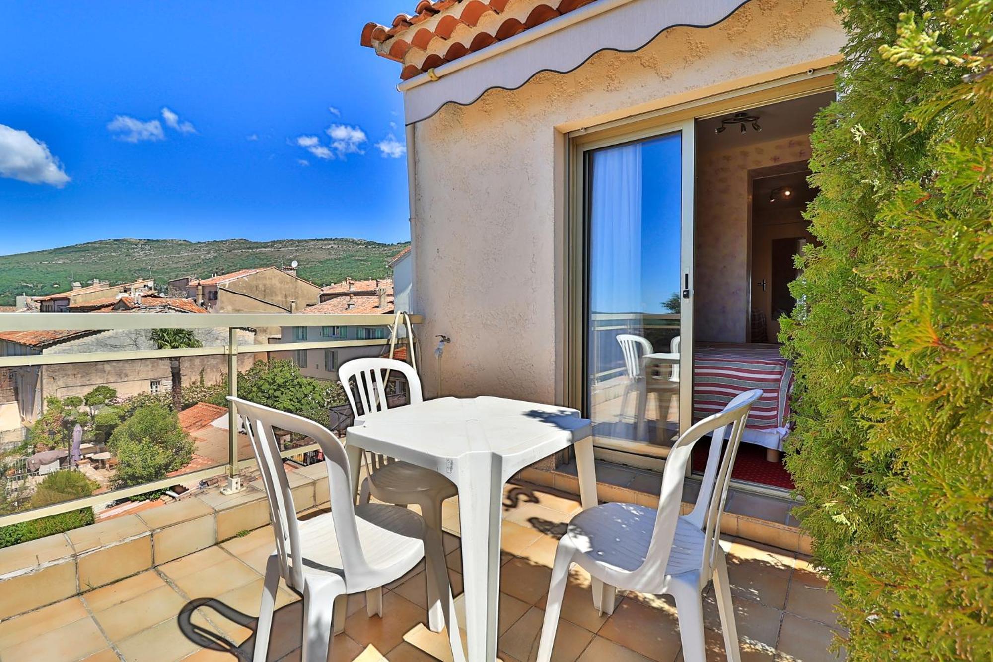 Hotel Logis Le Relais Imperial Saint-Vallier-de-Thiey Exterior foto